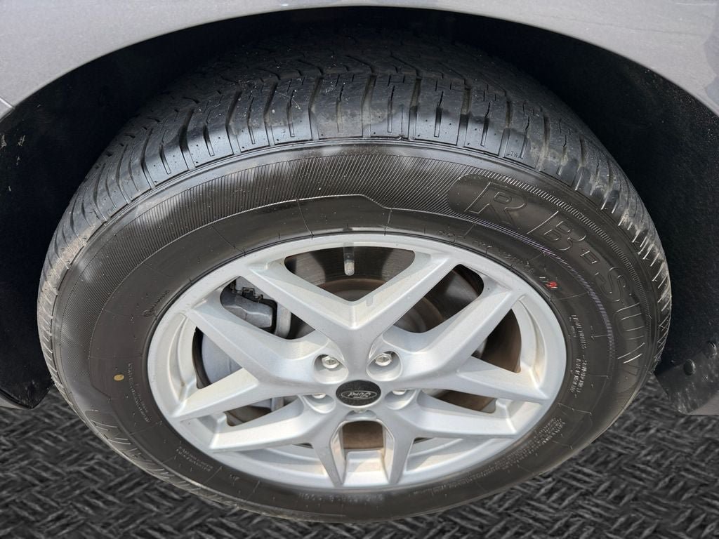 Used 2024 Ford Edge SEL AWD/4WD image 11