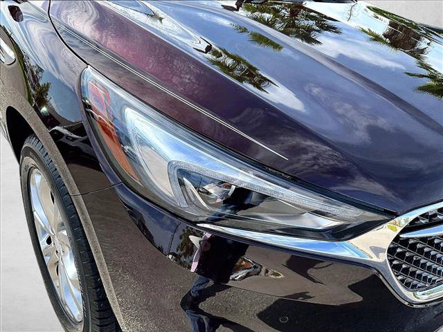 Used 2020 Buick Enclave Avenir w/ Avenir Technology Package FWD image 28