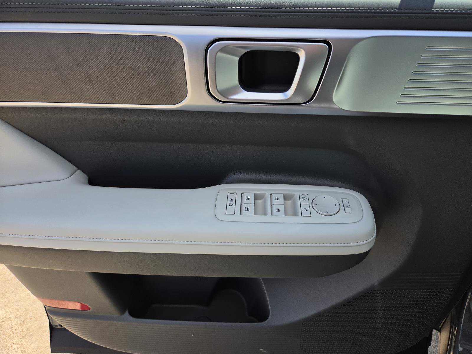 New 2027 Hyundai Santa Fe SEL FWD image 14