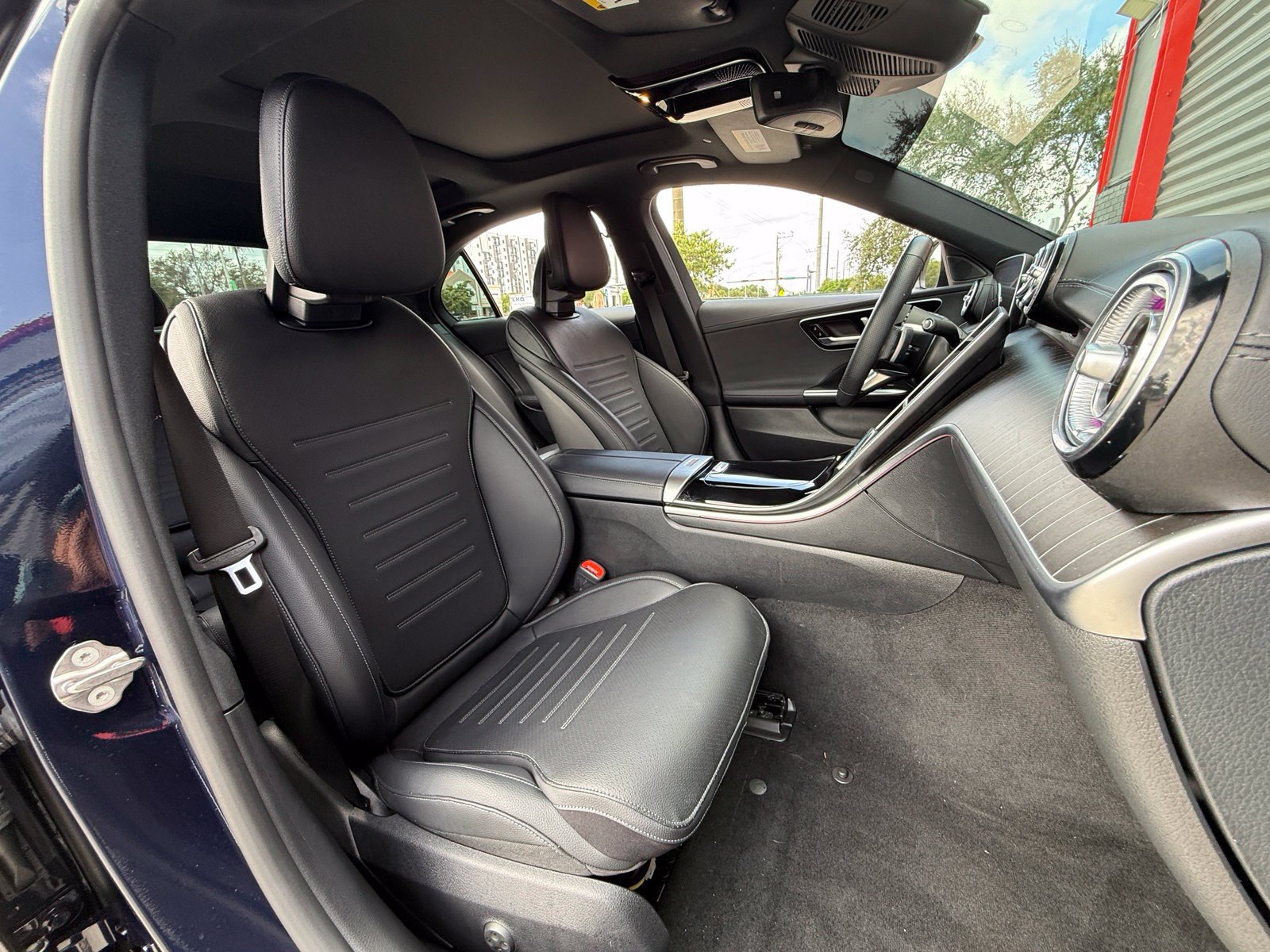 Used 2023 Mercedes-Benz C 300 Sedan image 15