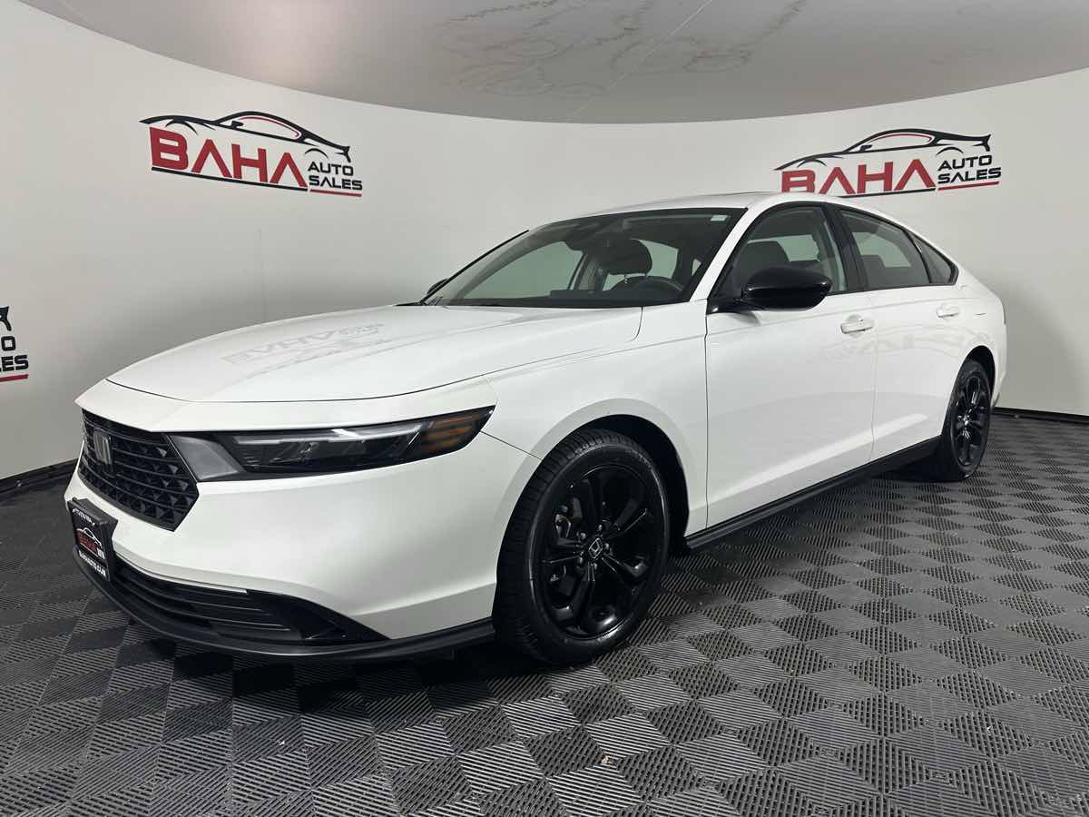 Used 2025 Honda Accord SE image 3