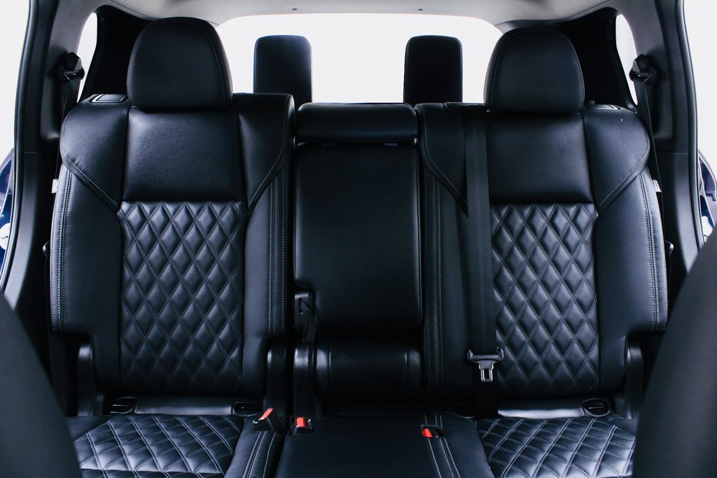 Used 2023 Mitsubishi Outlander SEL image 10