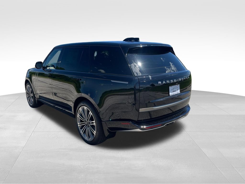 New 2026 Land Rover Range Rover Long Wheelbase SE AWD/4WD image 3