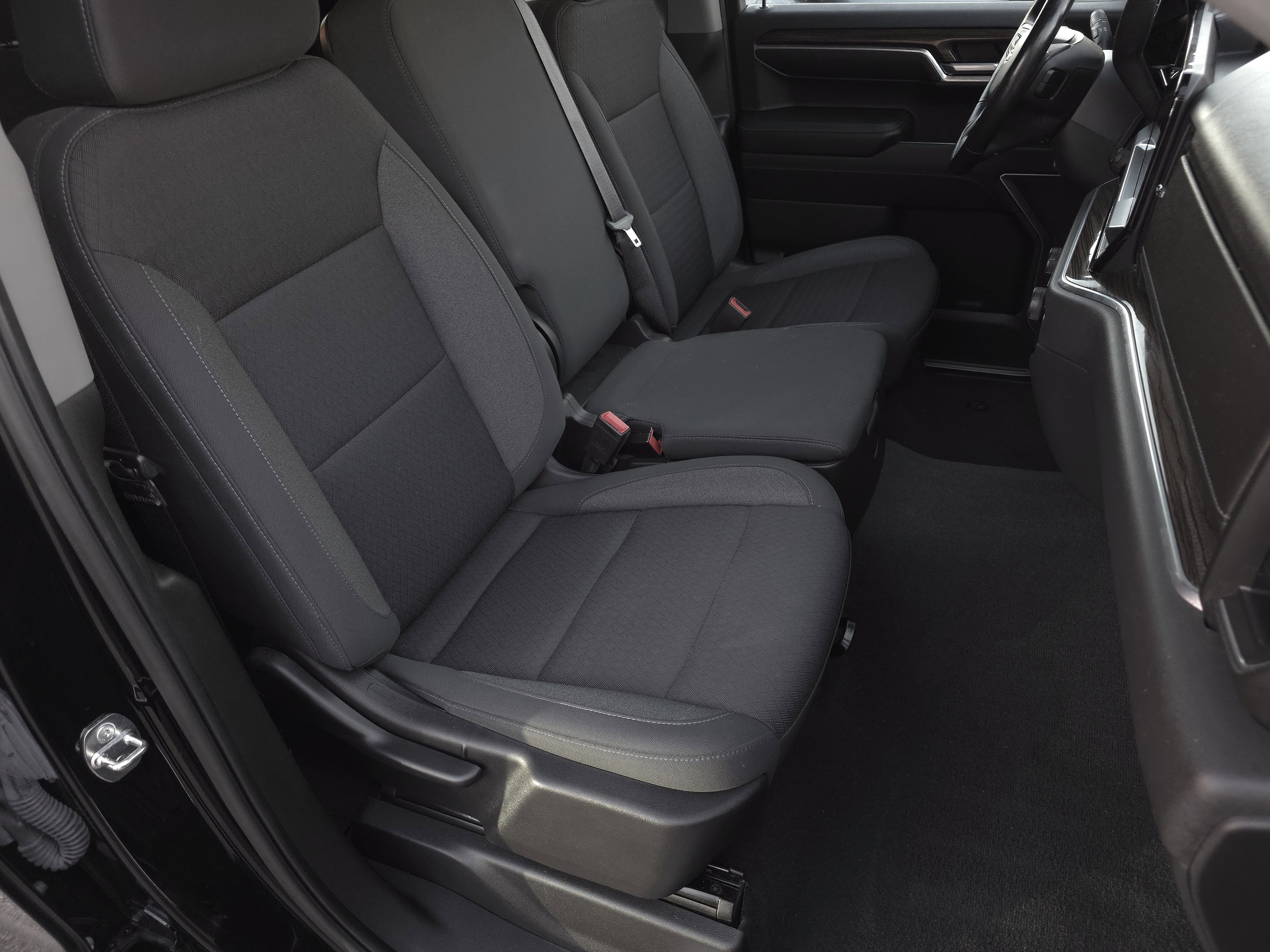 Used 2022 Chevrolet Silverado 1500 LT image 37