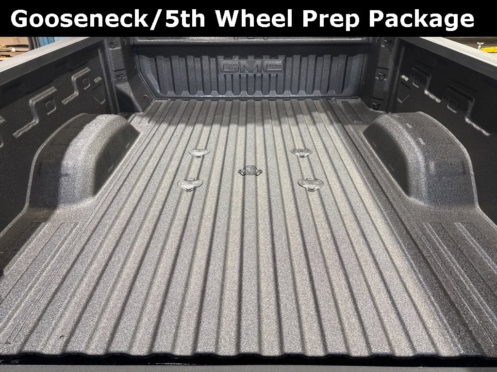 New 2025 GMC Sierra 2500 Denali w/ Denali Reserve Package image 4