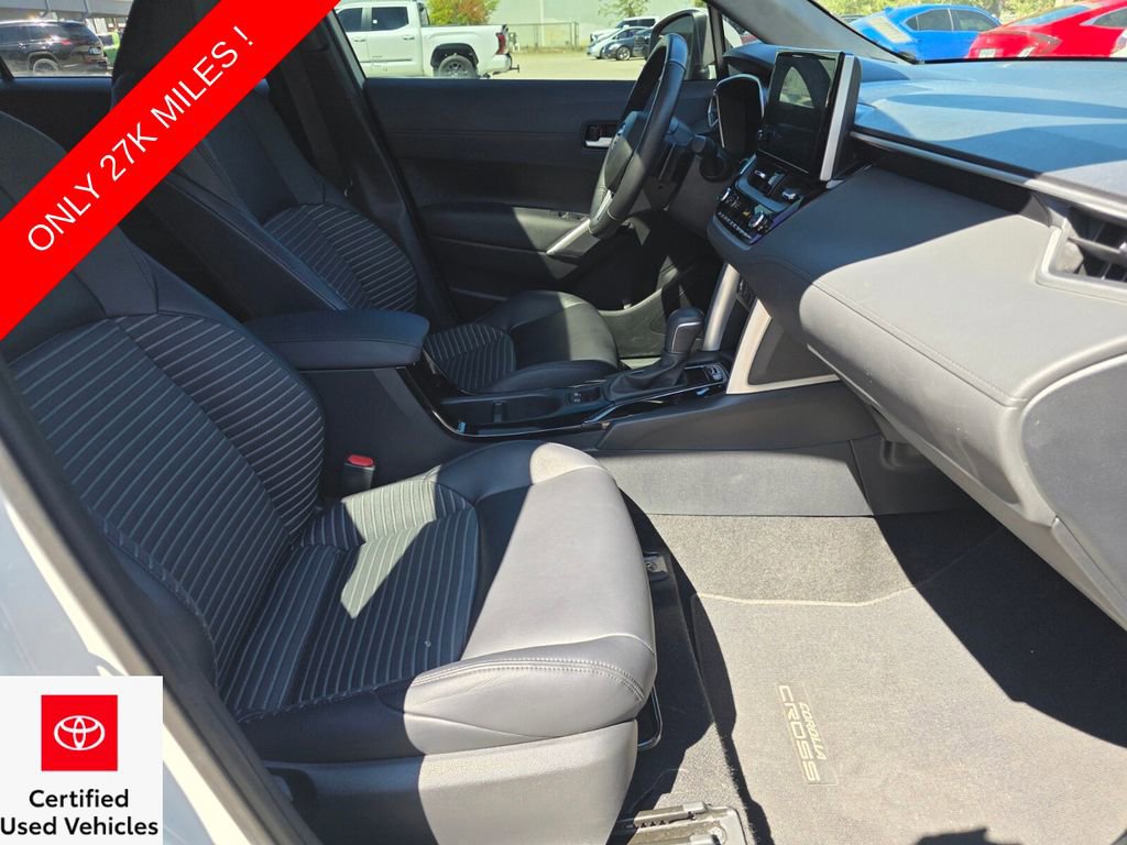 Used 2023 Toyota Corolla Cross XSE w/ Convenience Package image 14