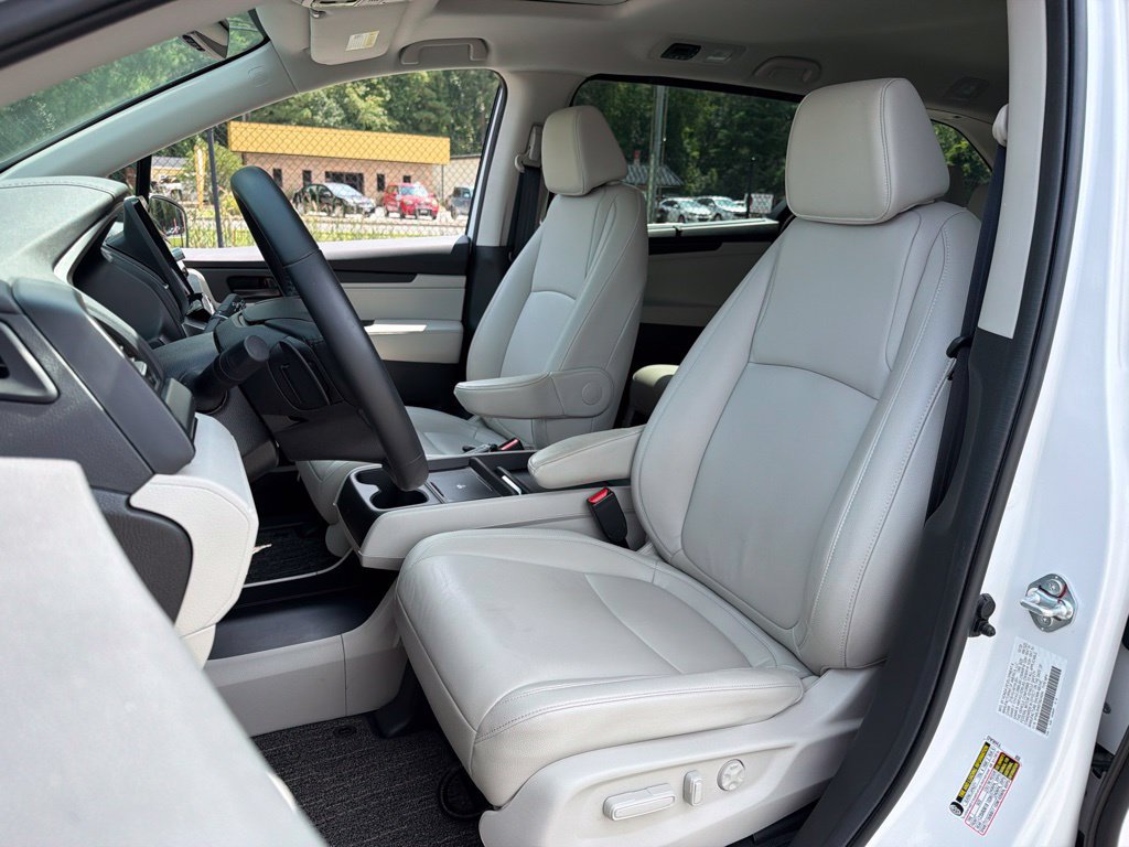Certified 2026 Honda Odyssey EX-L image 19