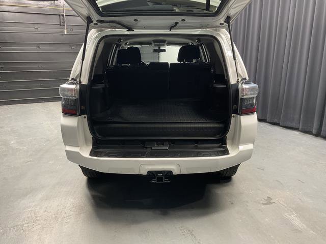 Used 2017 Toyota 4Runner SR5 image 6