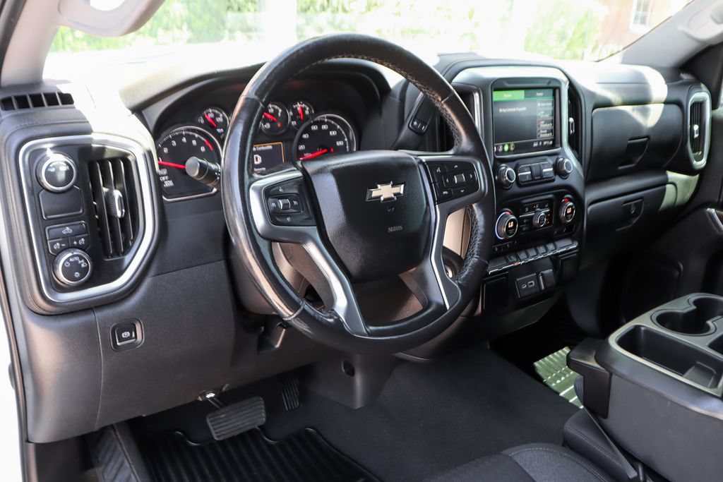 Used 2022 Chevrolet Silverado 1500 LT RWD image 18