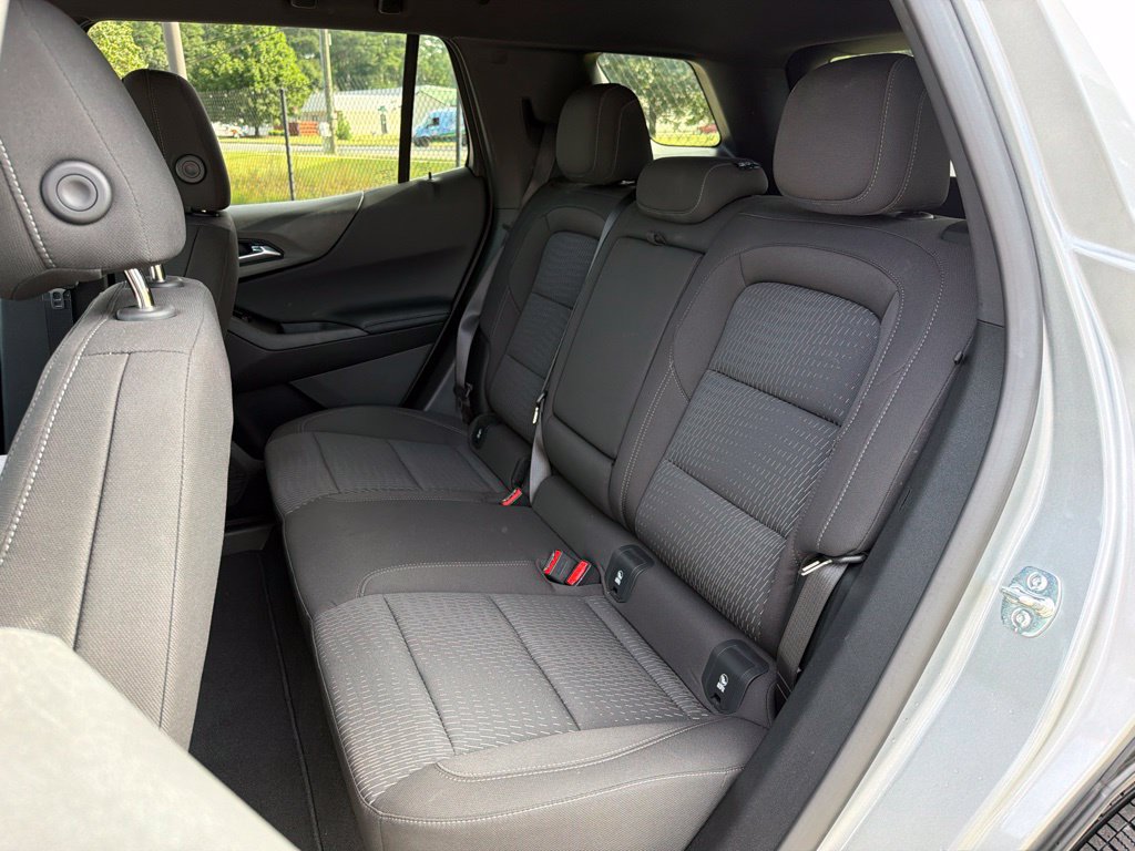 Used 2026 Chevrolet Equinox LT FWD image 19