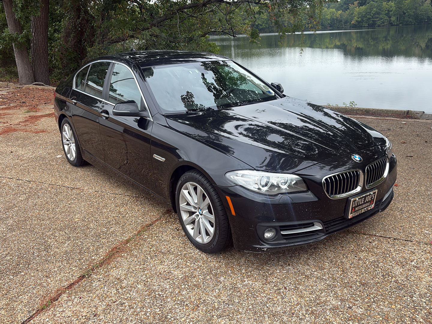 Used 2016 BMW 535i xDrive Sedan AWD/4WD image 2
