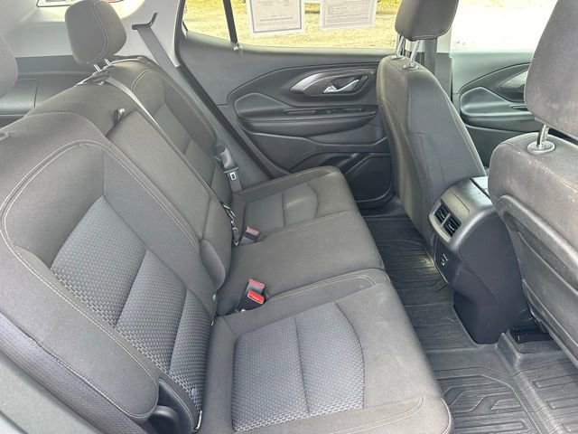 Used 2023 GMC Terrain SLE w/ Driver Convenience Package image 18