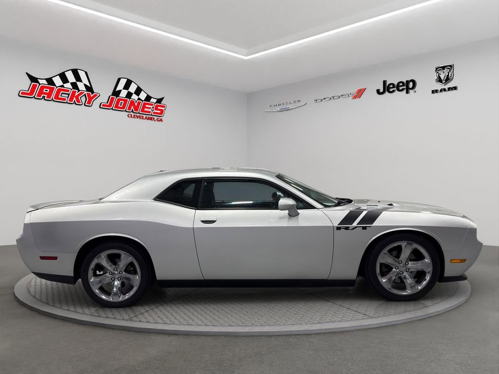Used 2012 Dodge Challenger R/T image 10