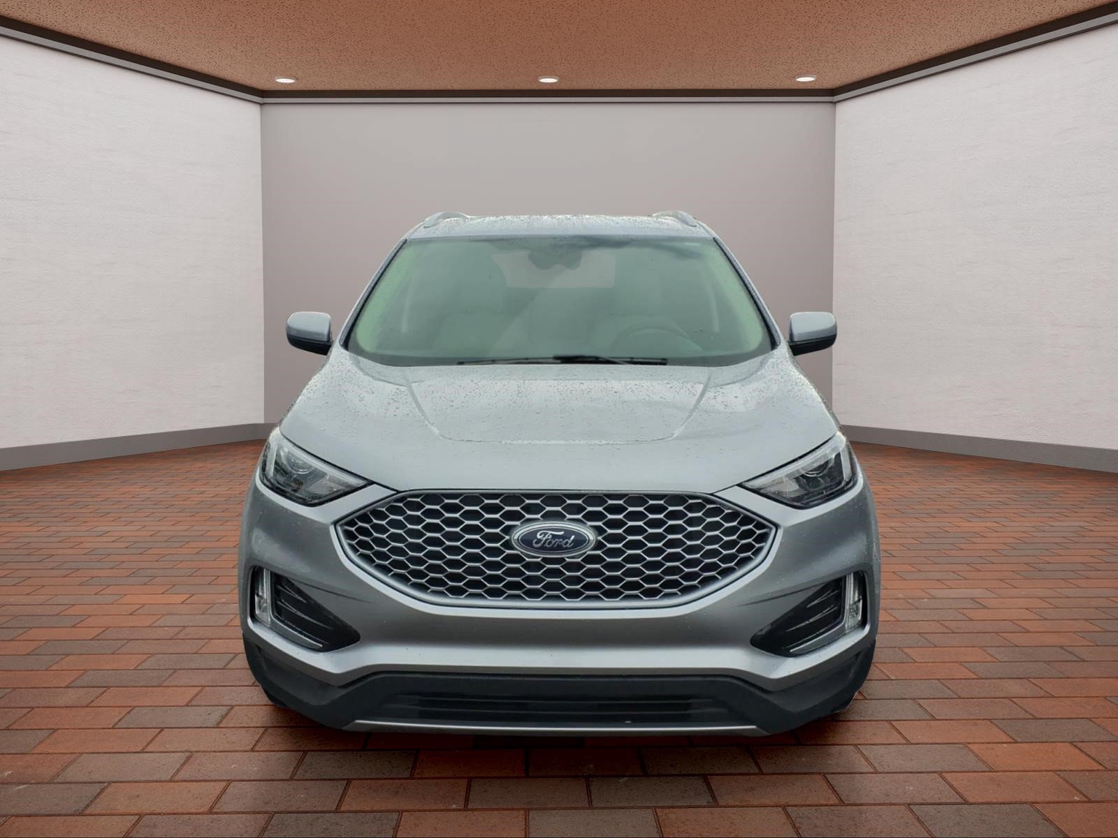 Used 2023 Ford Edge SEL w/ Convenience Package AWD/4WD image 2