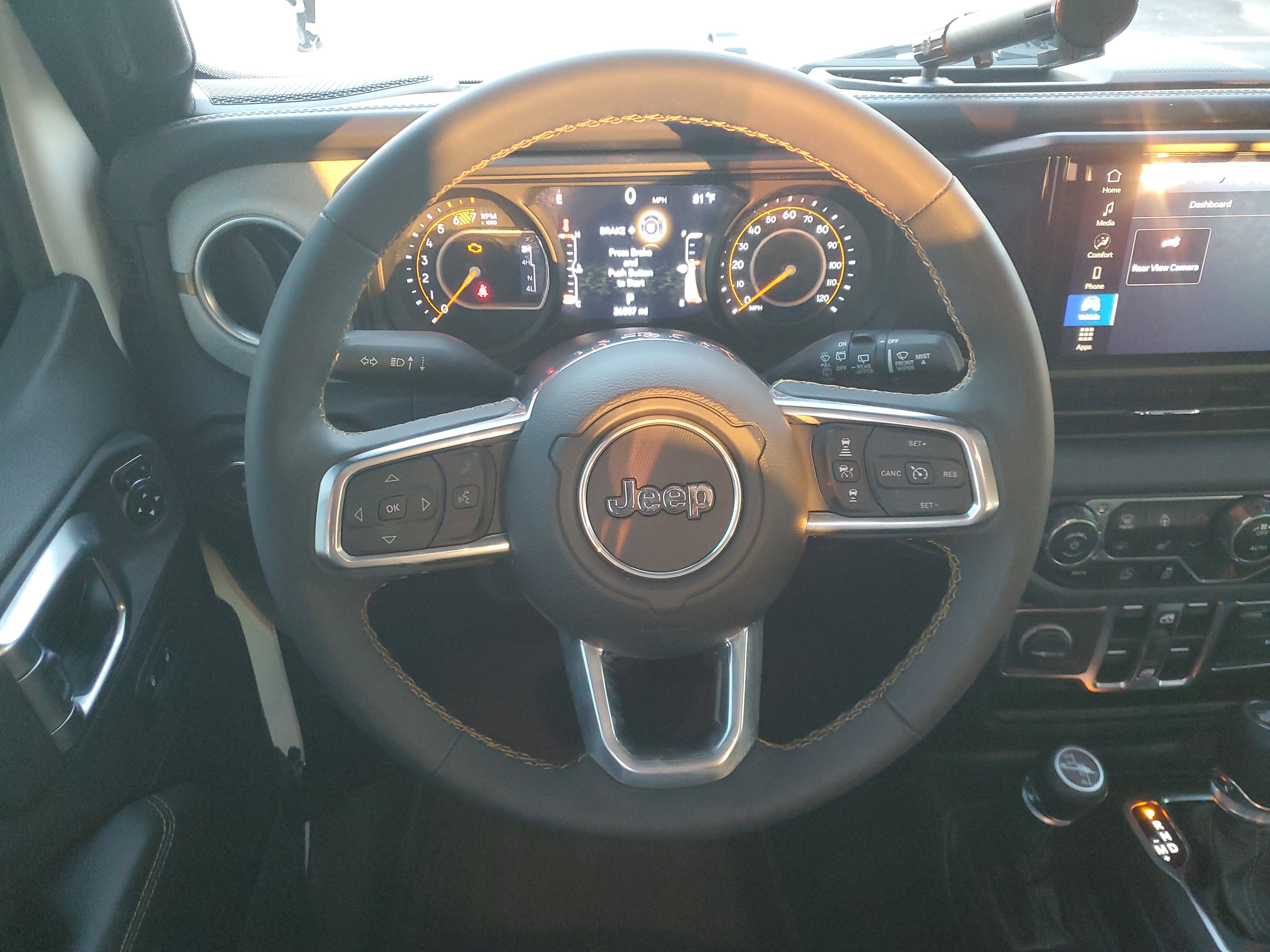 Used 2024 Jeep Wrangler Sahara image 17