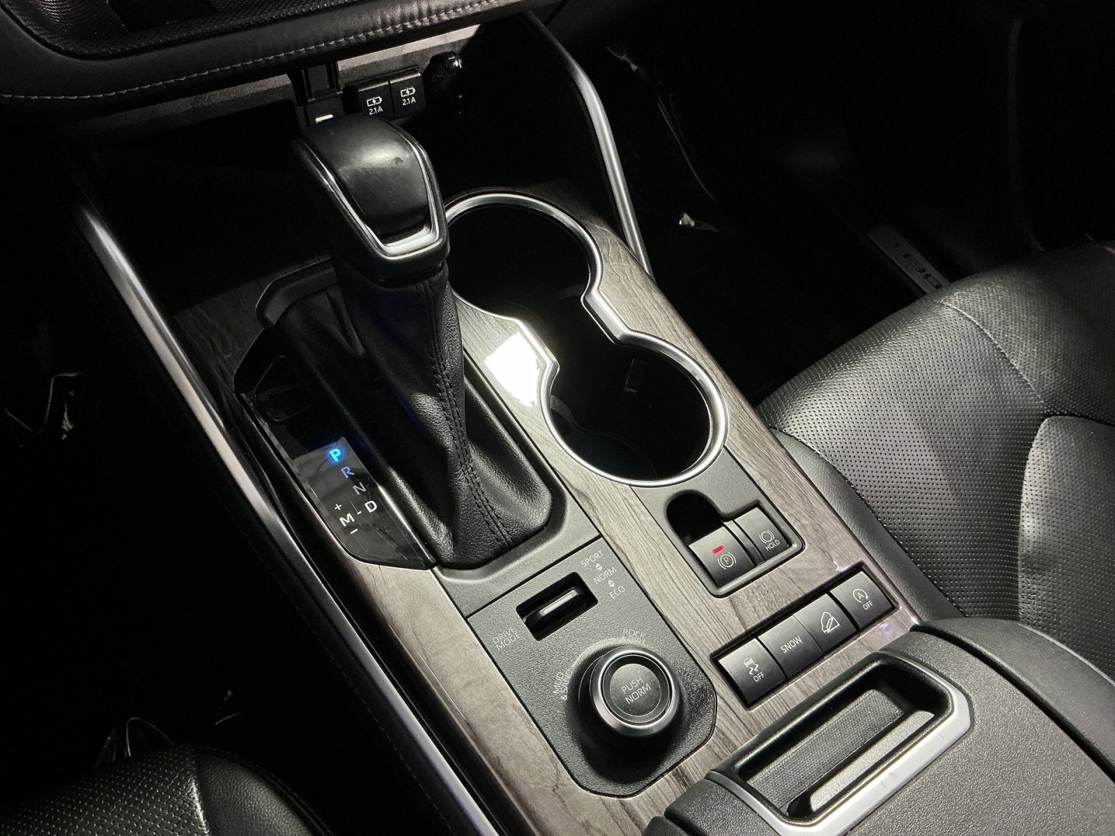 Used 2020 Toyota Highlander Limited image 30