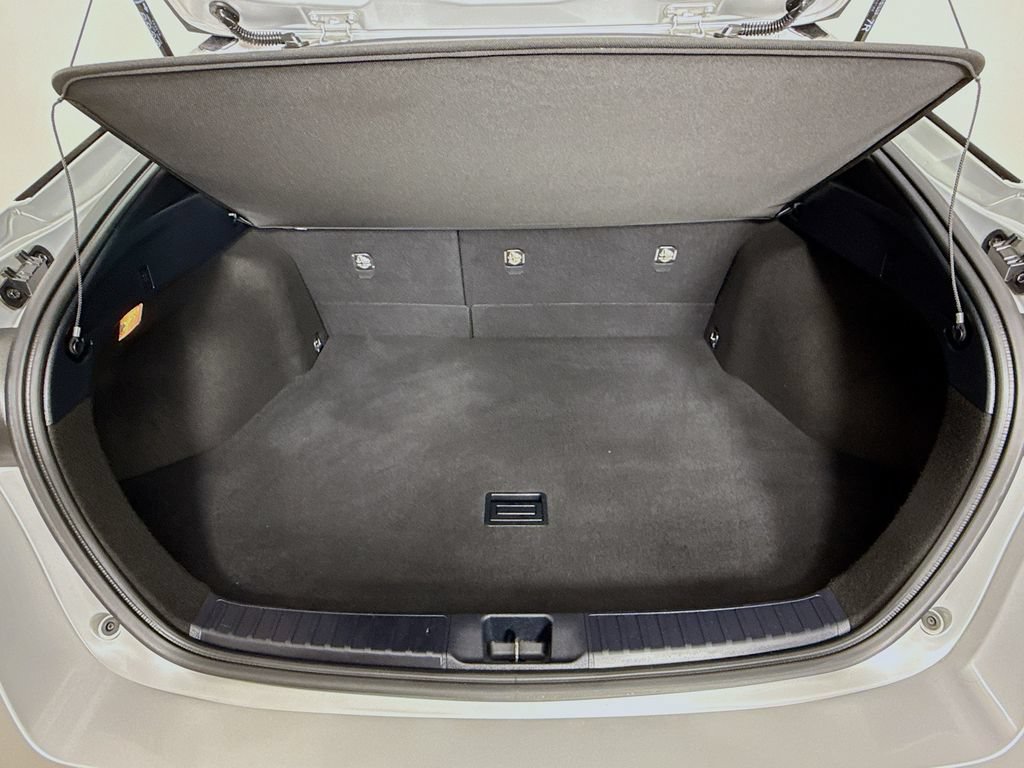 Certified 2016 Toyota Prius Two FWD image 27