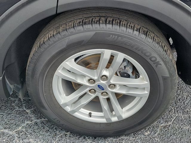Certified 2023 Ford Explorer XLT RWD image 8