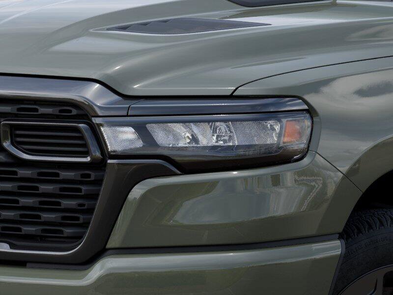 New 2026 RAM 1500 Express AWD/4WD image 25