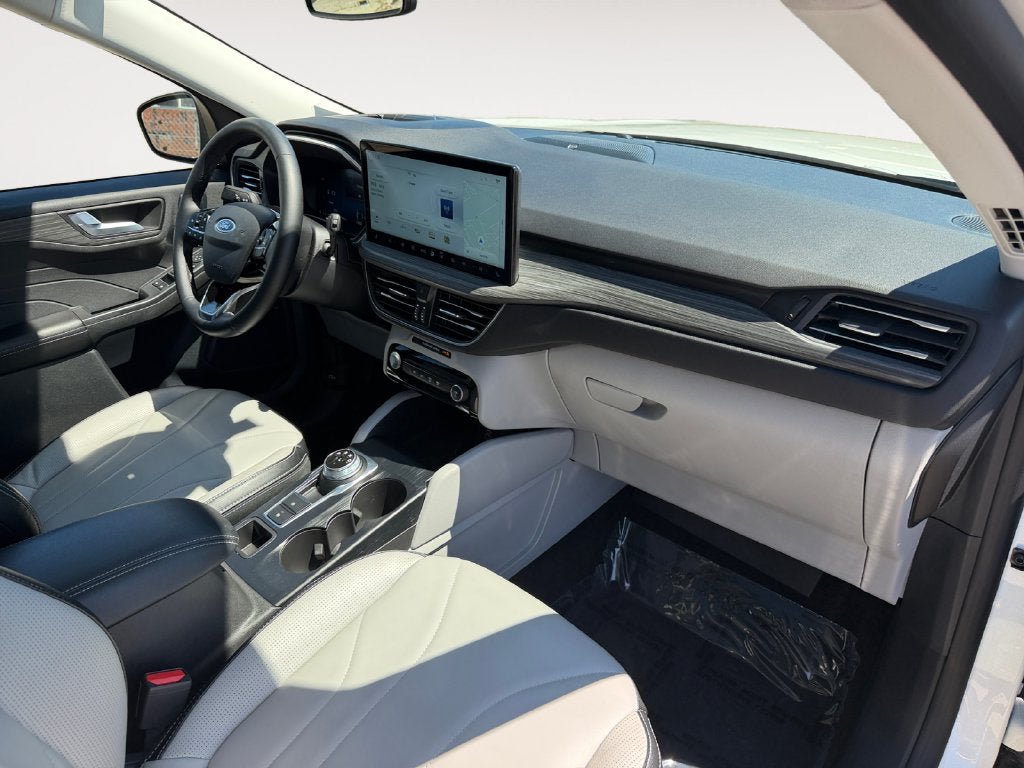 Used 2025 Ford Escape SE w/ PHEV Premium Package FWD image 27
