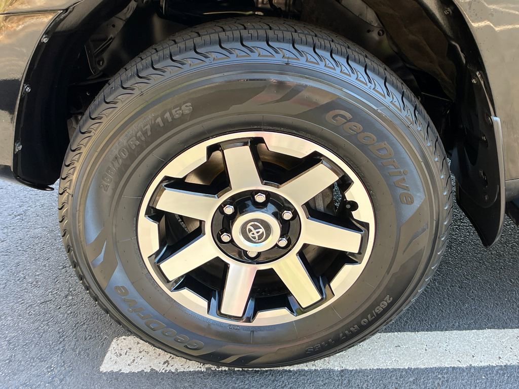 Used 2024 Toyota 4Runner TRD Off-Road Premium image 23