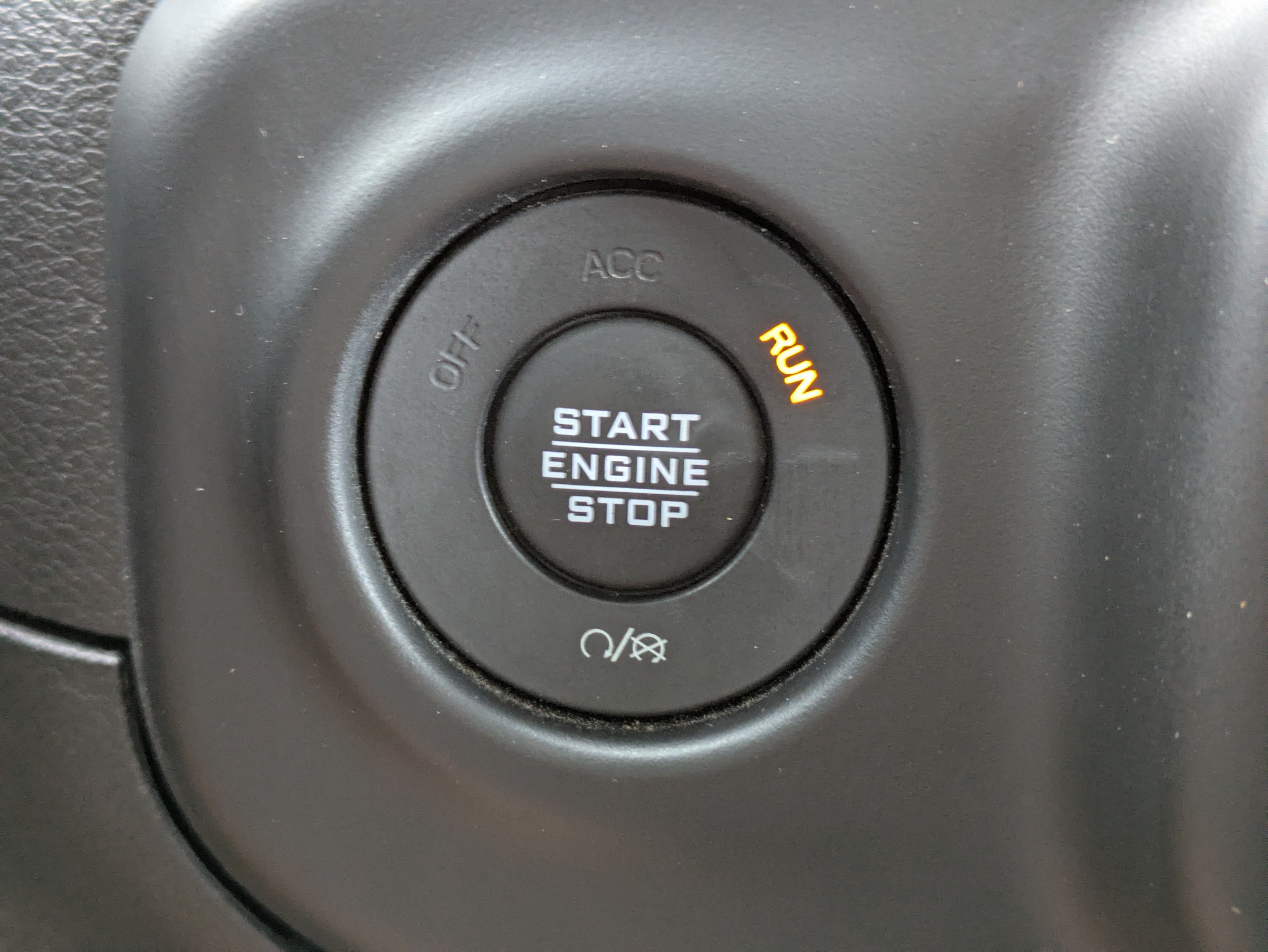 Used 2020 Jeep Gladiator Overland AWD/4WD image 25