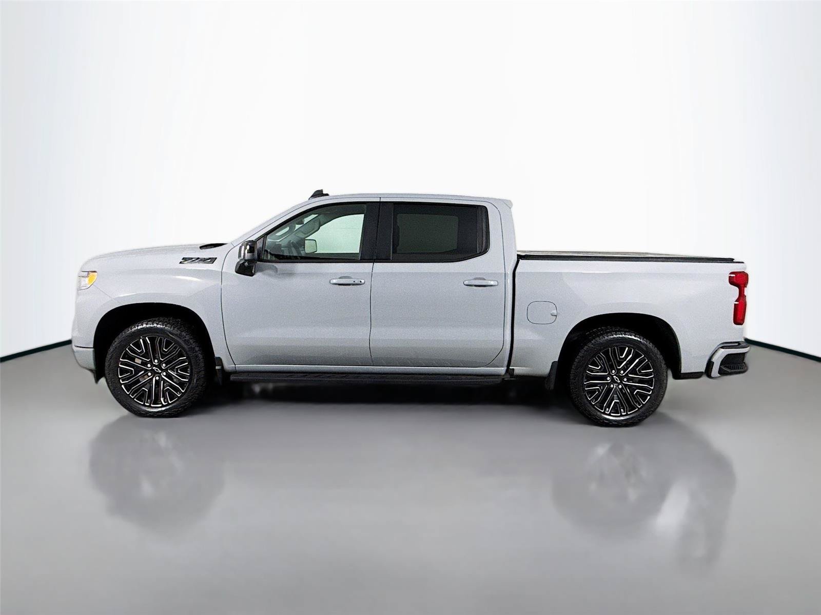 Used 2024 Chevrolet Silverado 1500 RST w/ RST All Star Premium Package AWD/4WD image 6