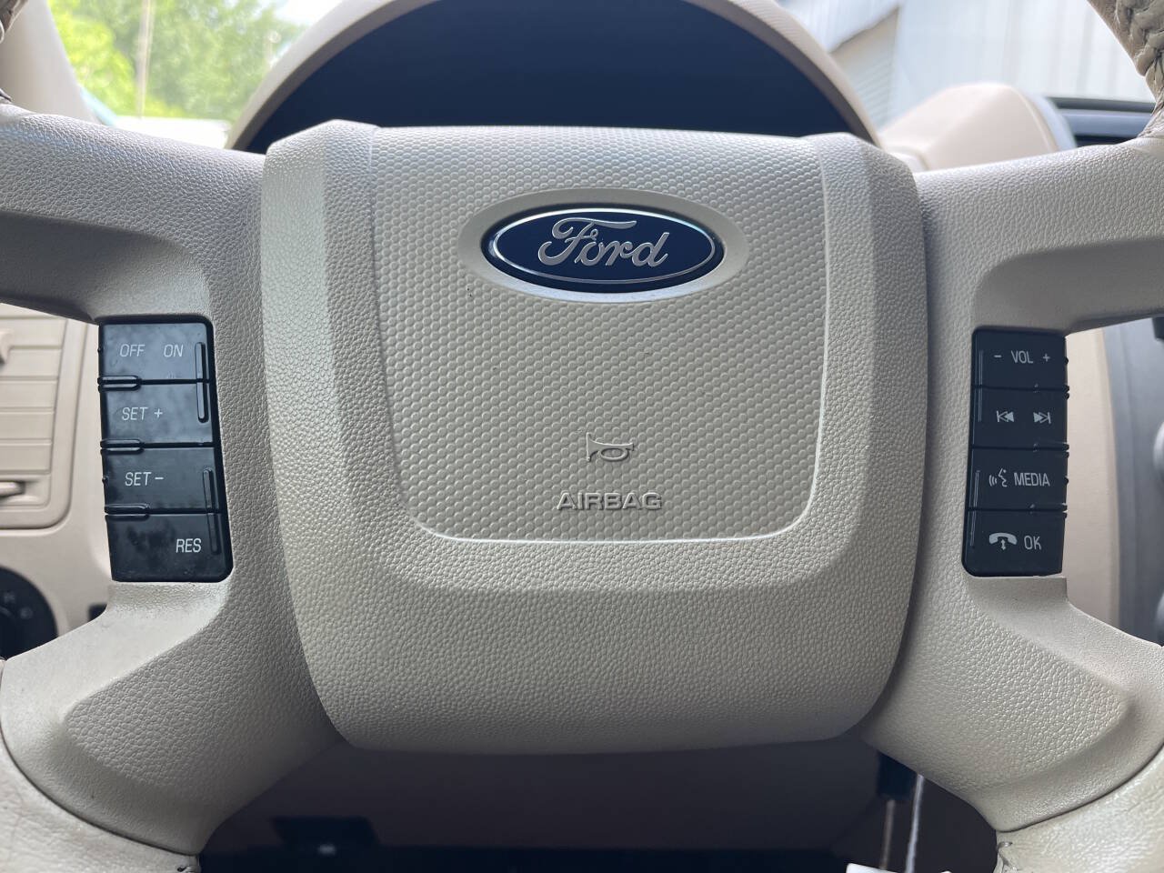 Used 2009 Ford Escape XLT FWD image 24