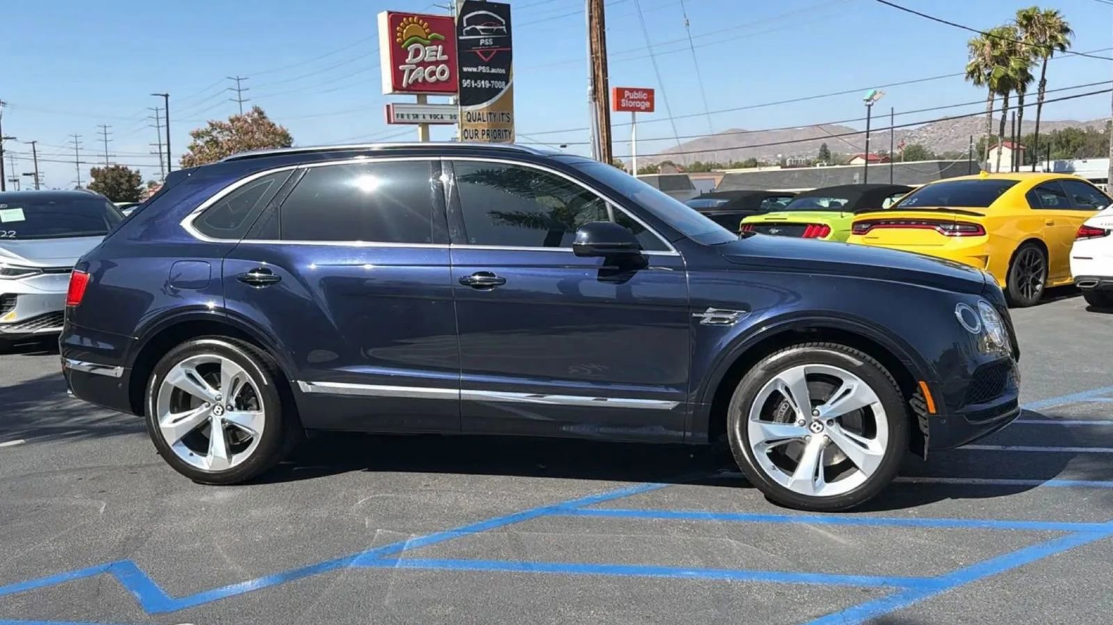 Used 2019 Bentley Bentayga AWD/4WD image 7