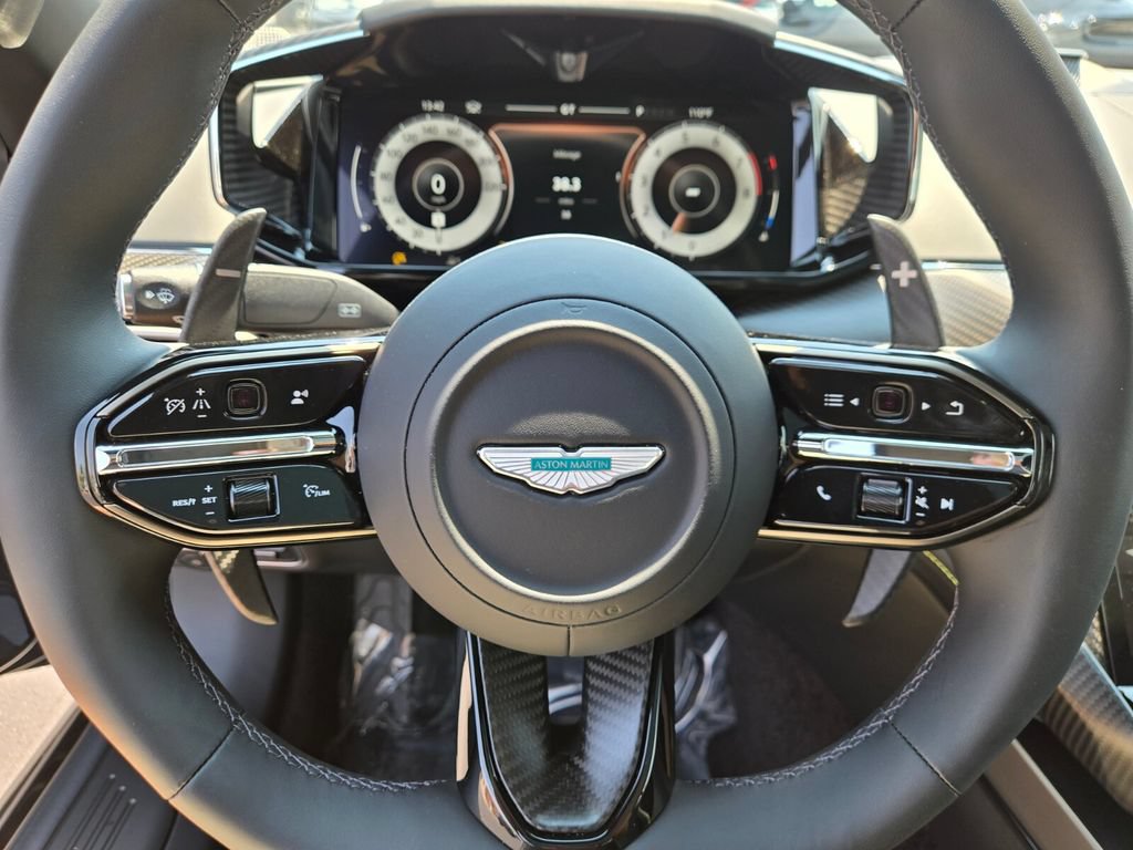 New 2025 Aston Martin Vanquish RWD image 29