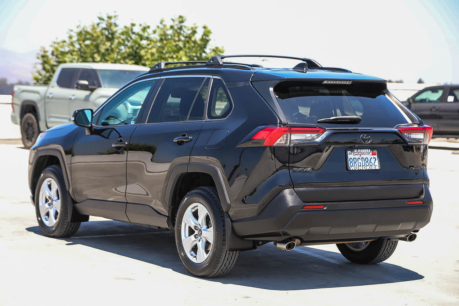 Certified 2020 Toyota RAV4 XLE w/ Carpet Mat Package FWD image 7