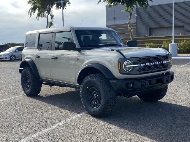 New 2026 Ford Bronco Badlands AWD/4WD image 8