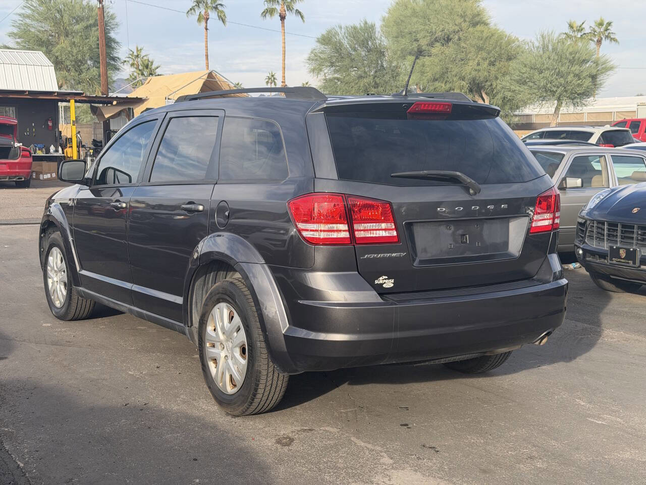 Used 2018 Dodge Journey SE image 9