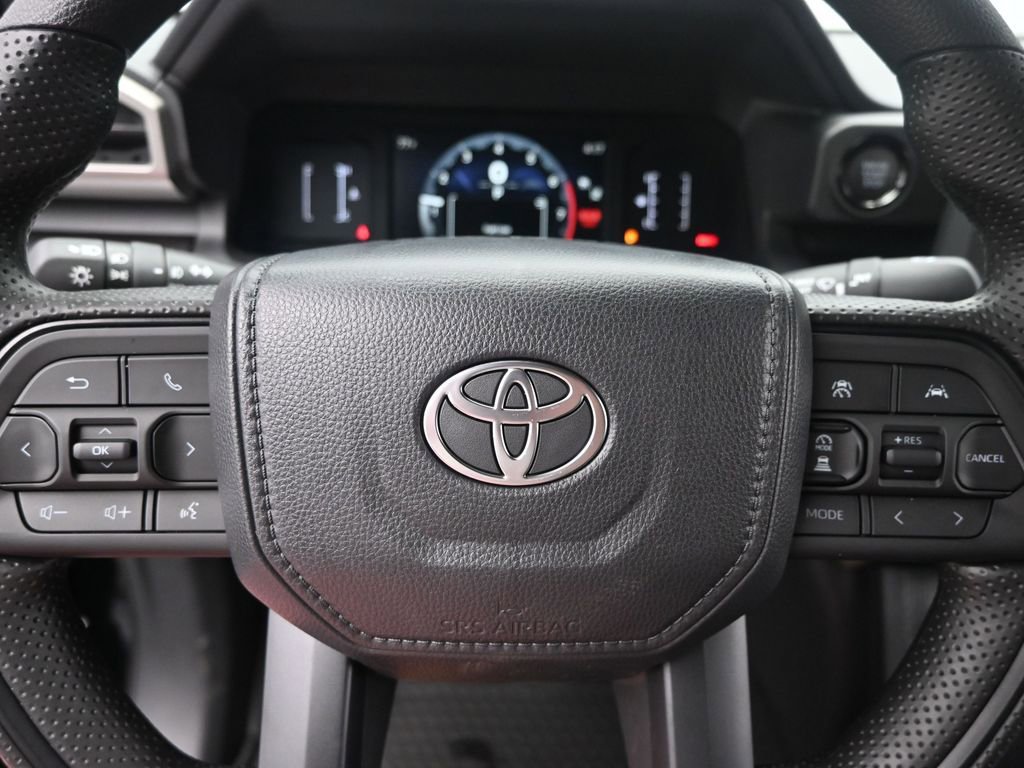 Used 2025 Toyota Tacoma SR5 image 17