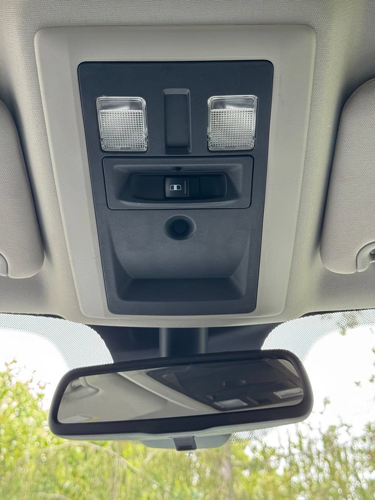 Used 2014 RAM 1500 Classic SLT AWD/4WD image 18