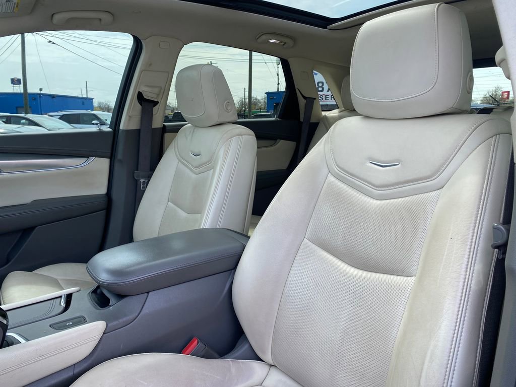 Used 2019 Cadillac XT5 Luxury FWD image 10