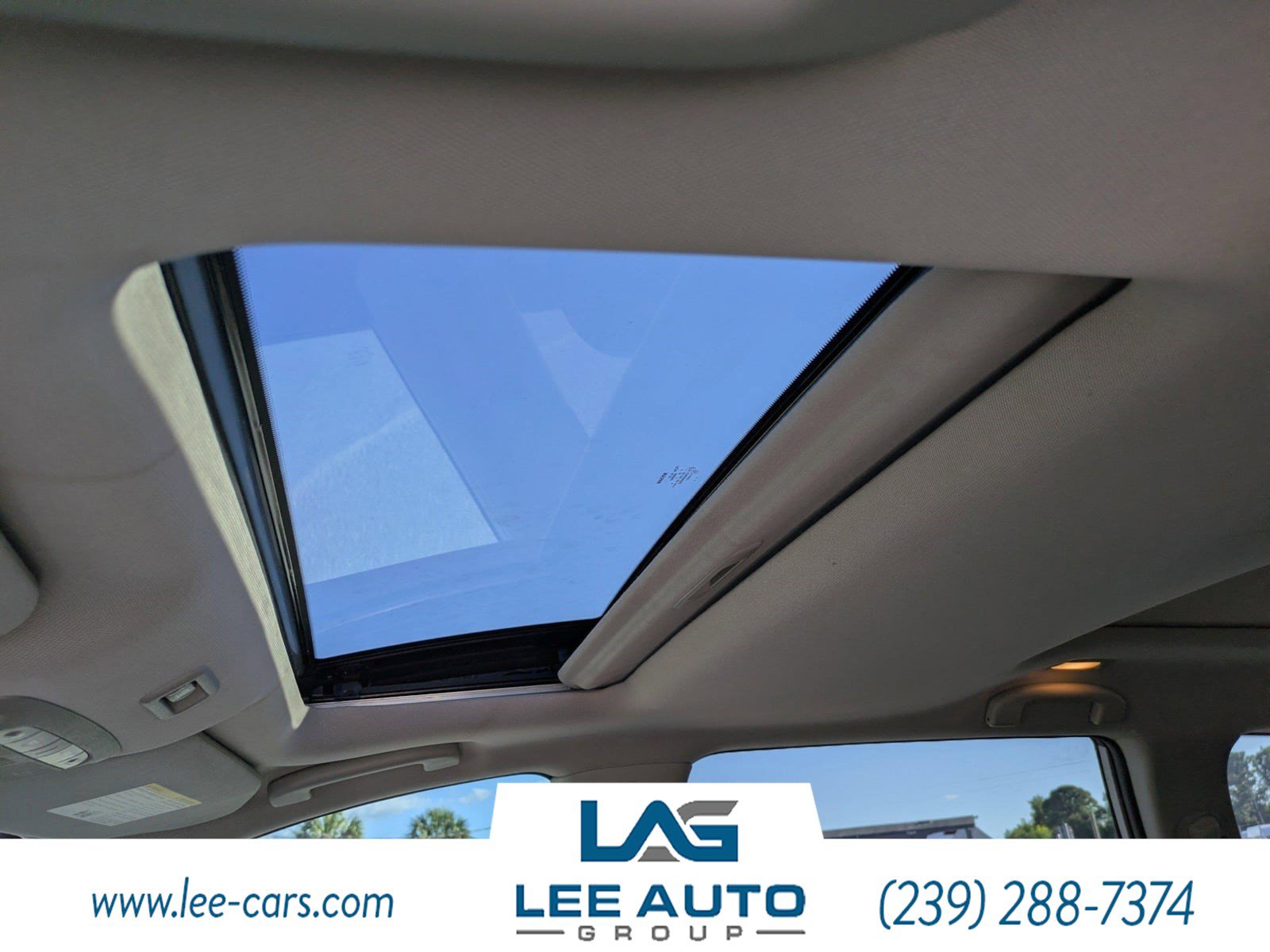 Used 2019 Nissan Pathfinder SL image 20