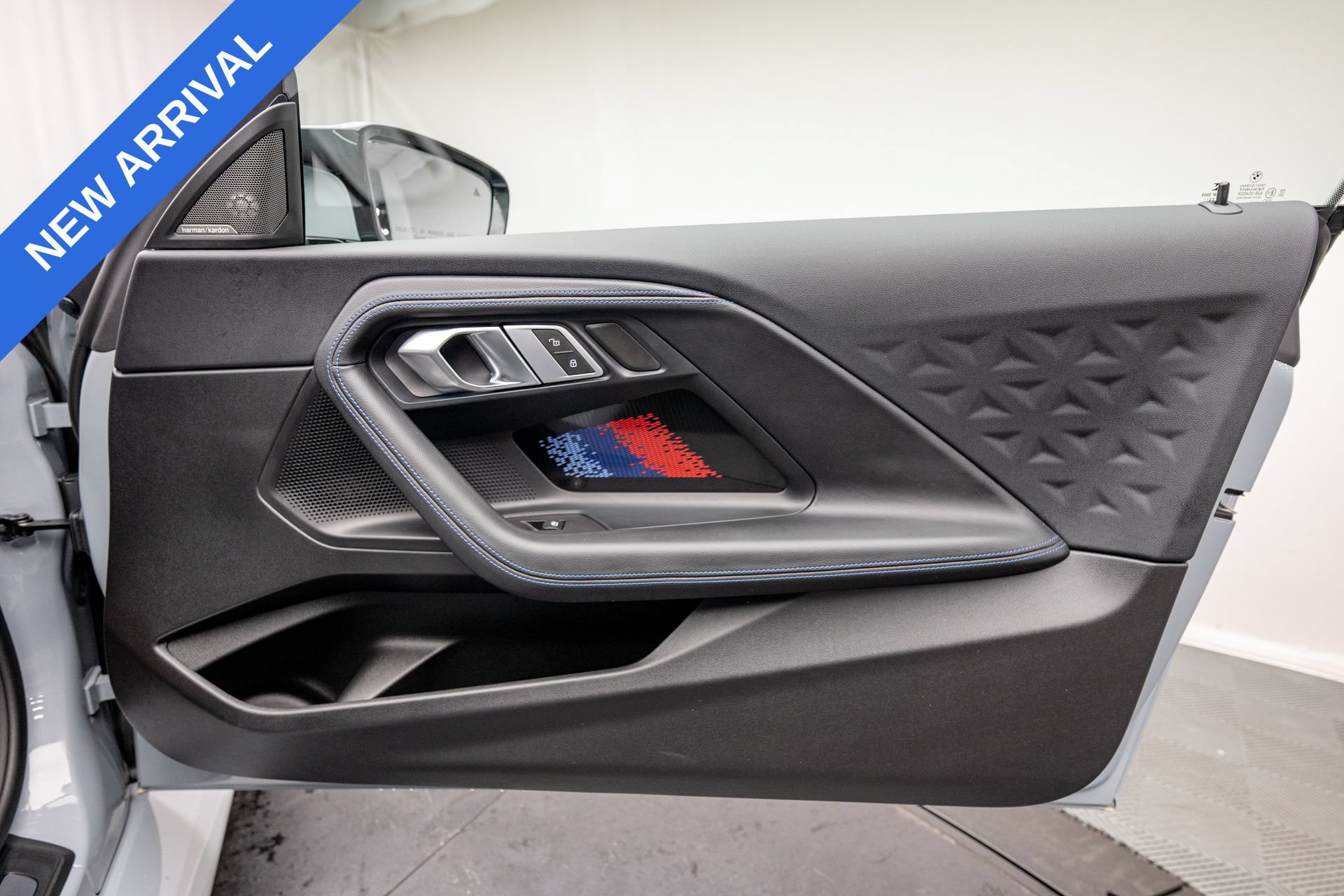 Used 2023 BMW M2 w/ Lighting Package RWD image 37