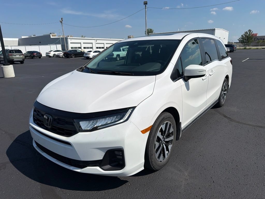 Used 2025 Honda Odyssey EX-L image 3