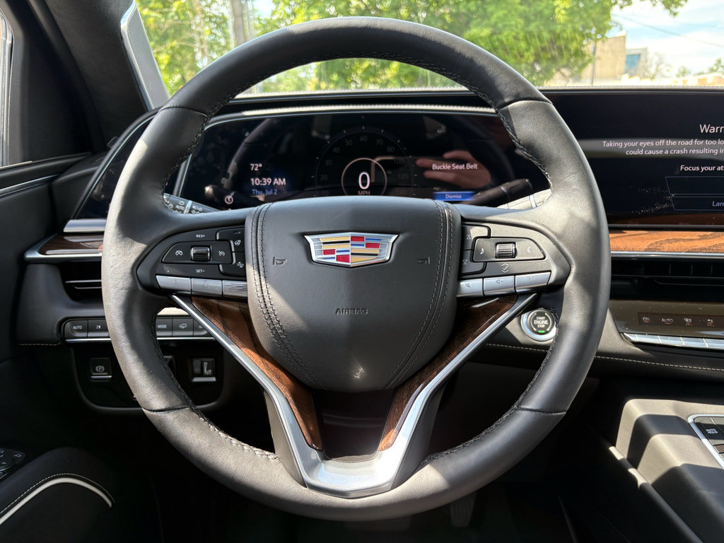 Used 2021 Cadillac Escalade Premium Luxury Platinum AWD/4WD image 36