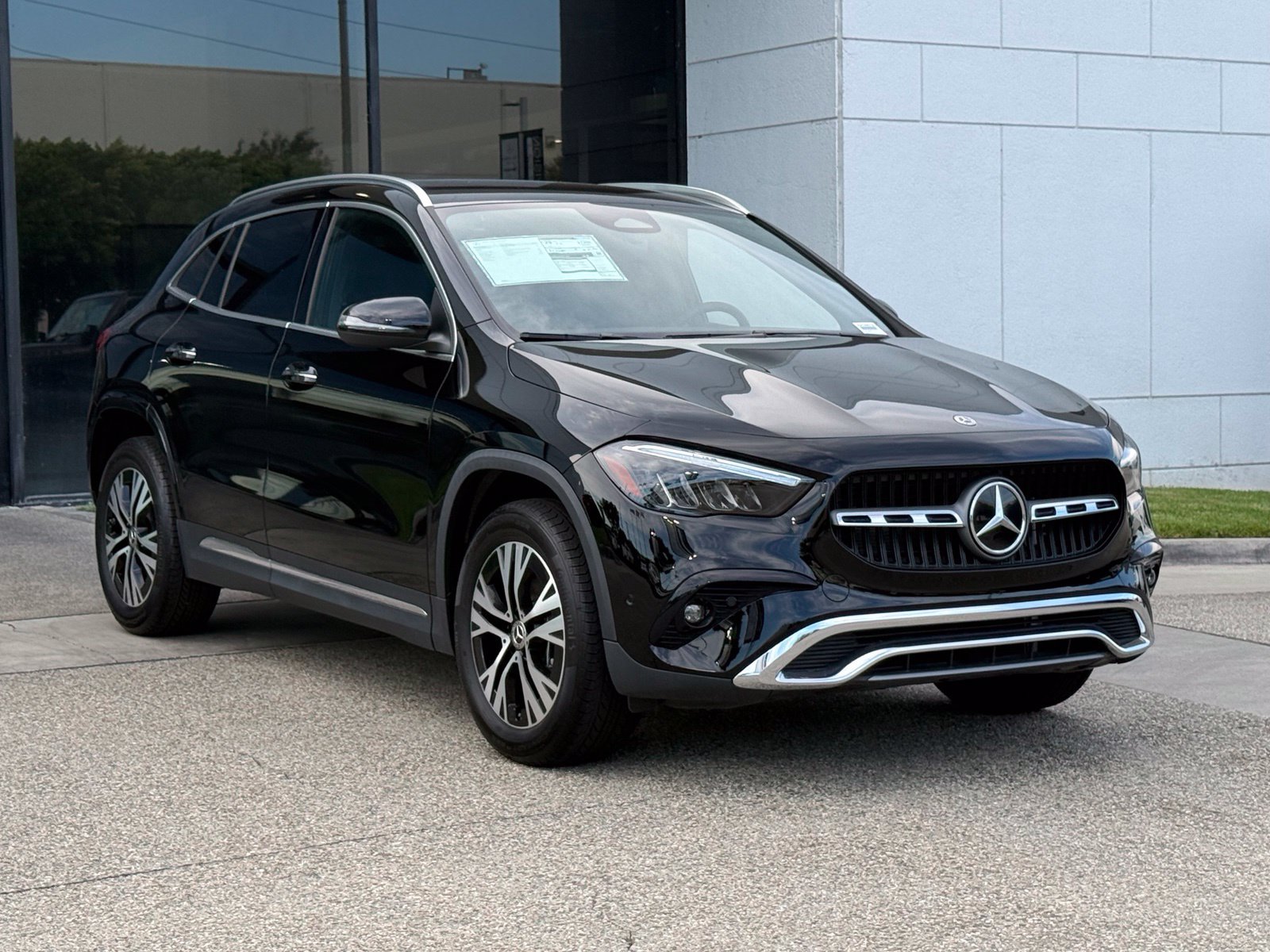 Used 2025 Mercedes-Benz GLA 250 image 8