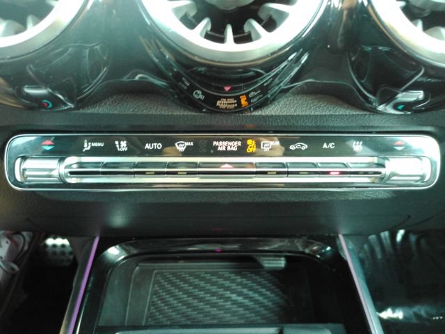 Used 2023 Mercedes-Benz EQB 300 4MATIC image 48