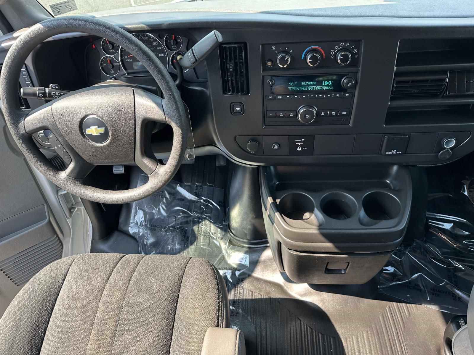 Certified 2025 Chevrolet Express 2500 w/ Driver Convenience Package RWD image 9
