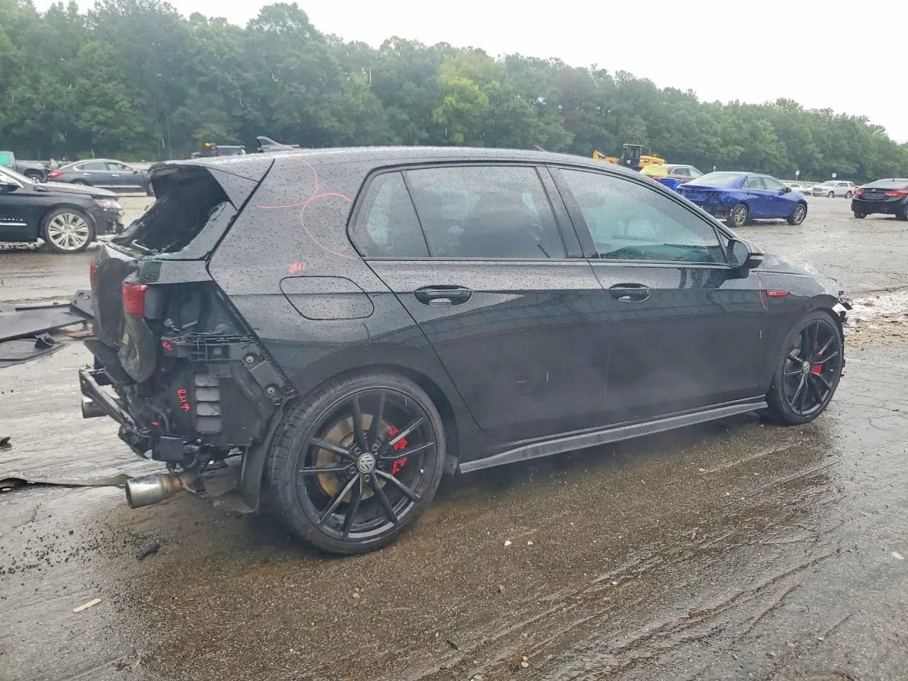 Used 2024 Volkswagen GTI SE FWD image 3