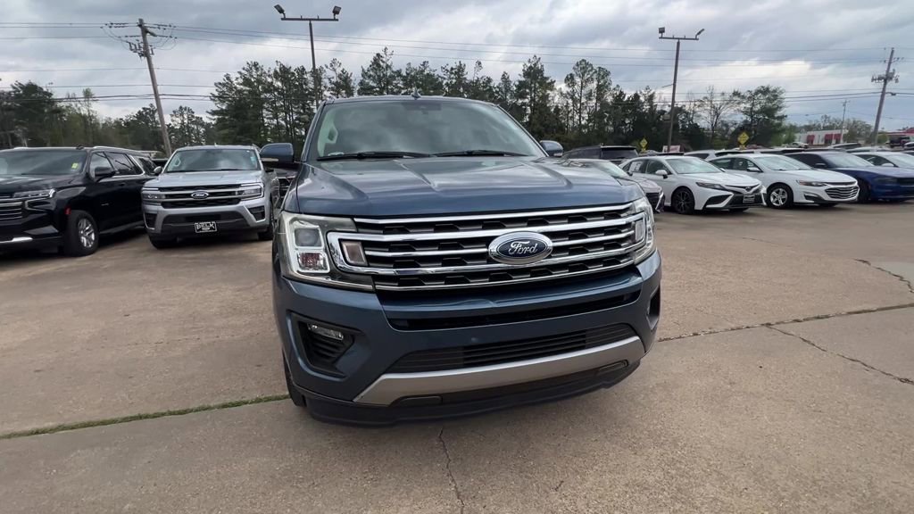 Used 2018 Ford Expedition XLT w/ Equipment Group 202A image 9