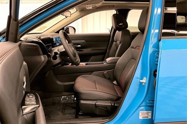 New 2026 Nissan Kicks SR w/ SR Premium Package image 9