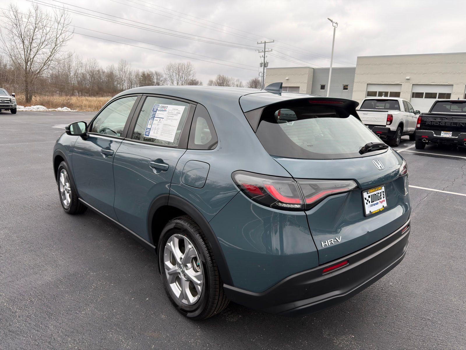 Used 2023 Honda HR-V LX image 4