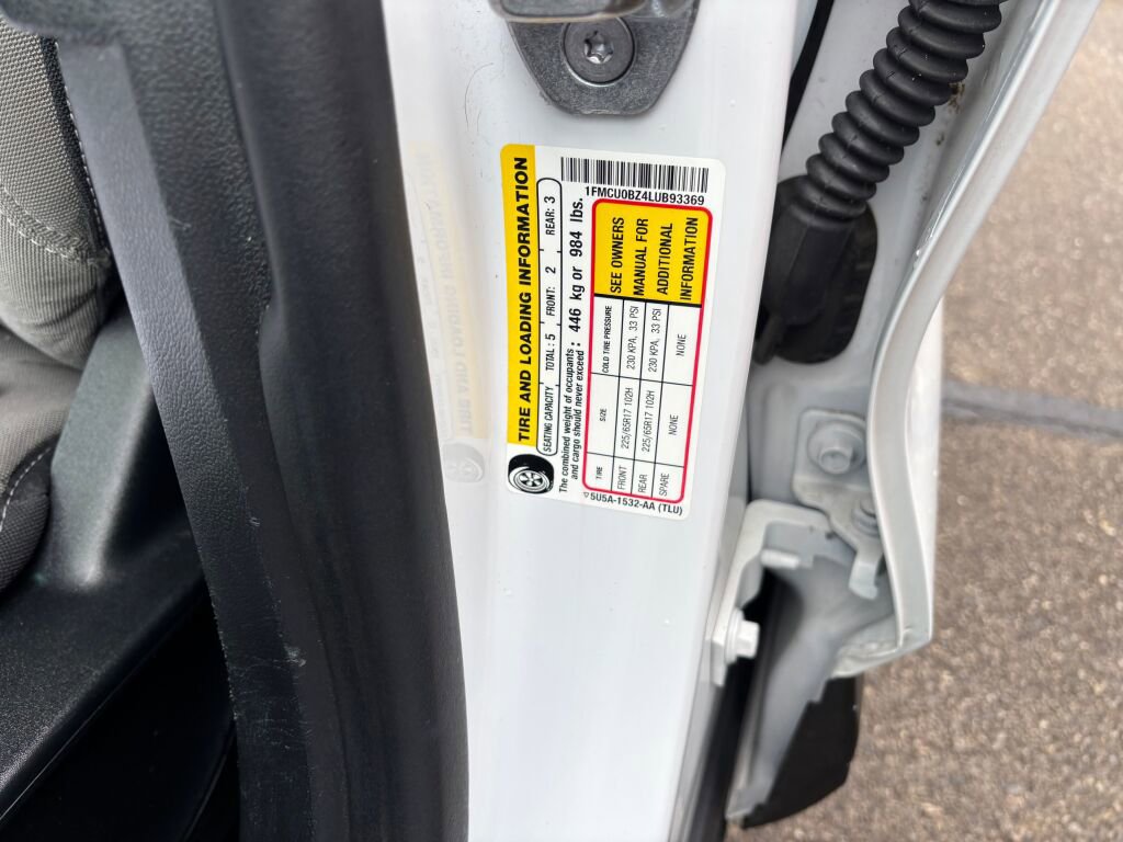 Used 2020 Ford Escape SE Sport image 35