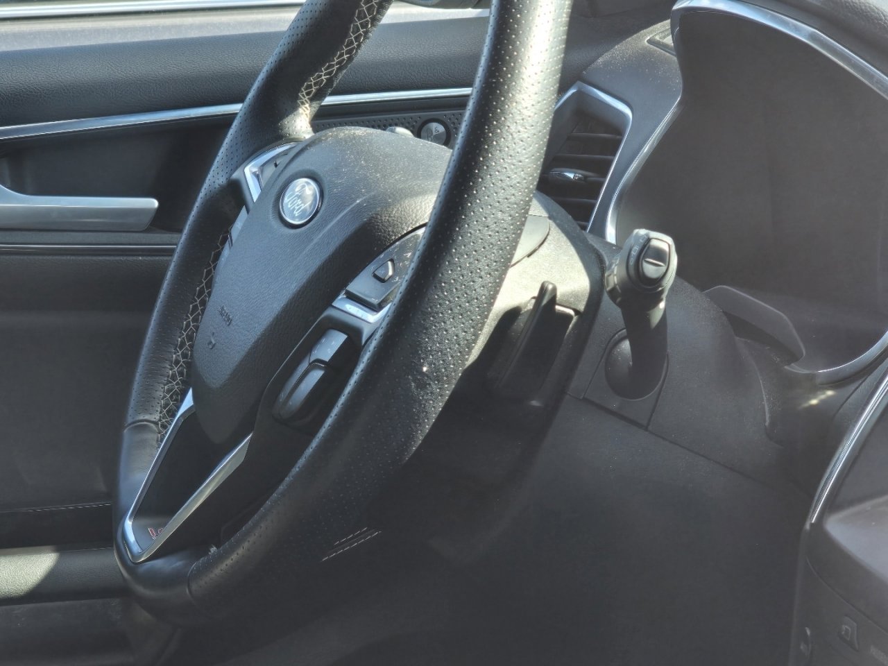 Used 2020 Ford Edge ST w/ Equipment Group 401A AWD/4WD image 20