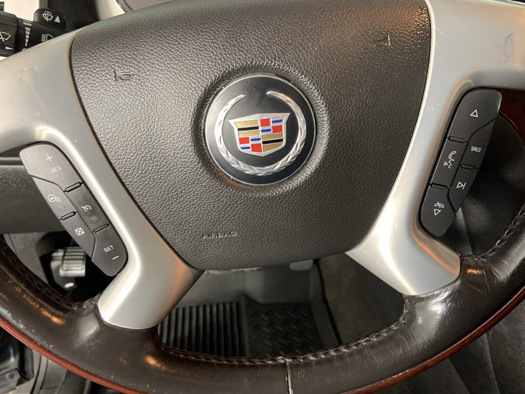 Used 2013 Cadillac Escalade Premium image 33